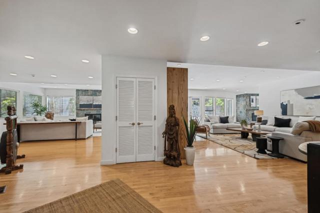Image 6 of 35 For 3 Oak Forest Court