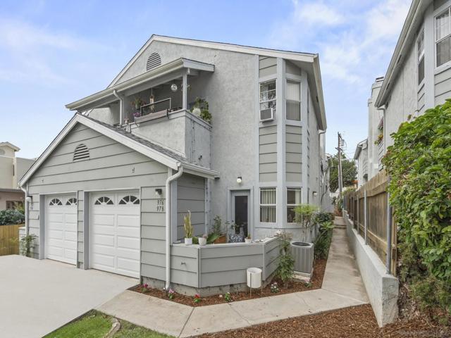 976 Sapphire Street, Pacific Beach (San Diego) CA: https://media.crmls.org/mediaz/6808e388-f252-4c49-a668-175ff689cc09.jpg