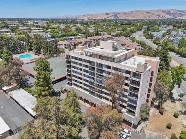 3909 Stevenson Boulevard, Fremont CA: https://media.crmls.org/mediaz/680970d6-5de3-458c-aac3-821f4e4cda90.jpg