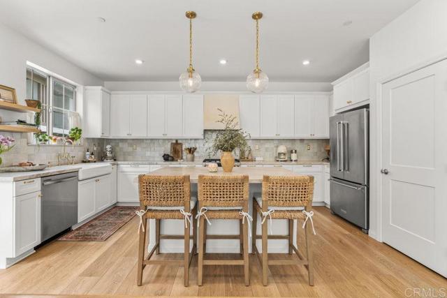 Detail Gallery Image 19 of 69 For 1763 Laurelwood Way, Oceanside,  CA 92057 - 3 Beds | 2/1 Baths