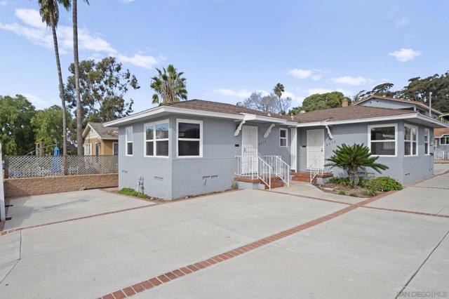 2634 38 Juan St, San Diego CA: https://media.crmls.org/mediaz/680aba08-275b-40f7-b102-4a55833092df.jpg