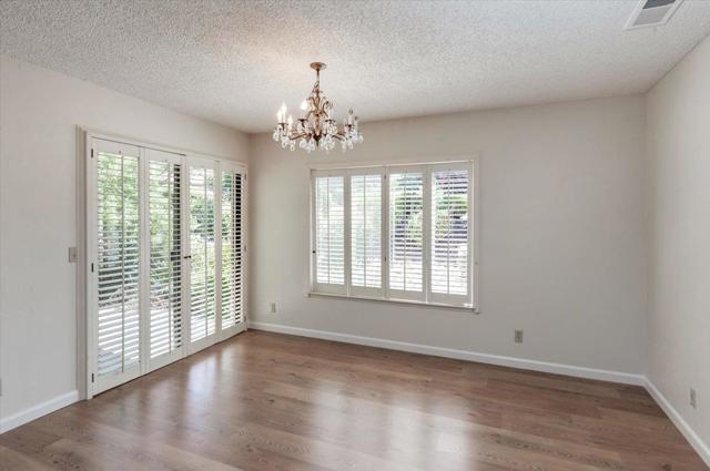 8065 Winery Court, San Jose CA: https://media.crmls.org/mediaz/680abf94-6b9f-46f8-a6bf-51364ddd27d5.jpg