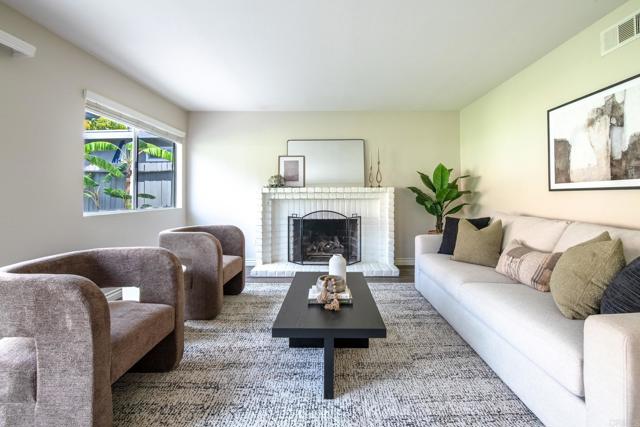 Image 11 of 33 For 2940 Gaviota Circle