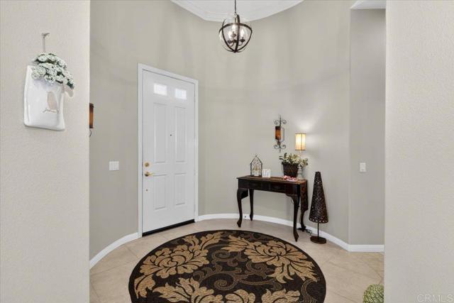 Detail Gallery Image 10 of 74 For 877 Hidden View Ln, Escondido,  CA 92027 - 4 Beds | 2/1 Baths