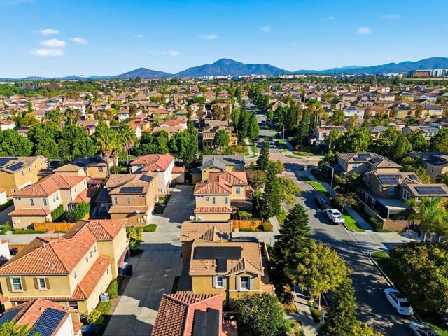 1762 Koester Street, Chula Vista CA: https://media.crmls.org/mediaz/680c09ef-4a86-472f-9a17-b7d78a84c465.jpg