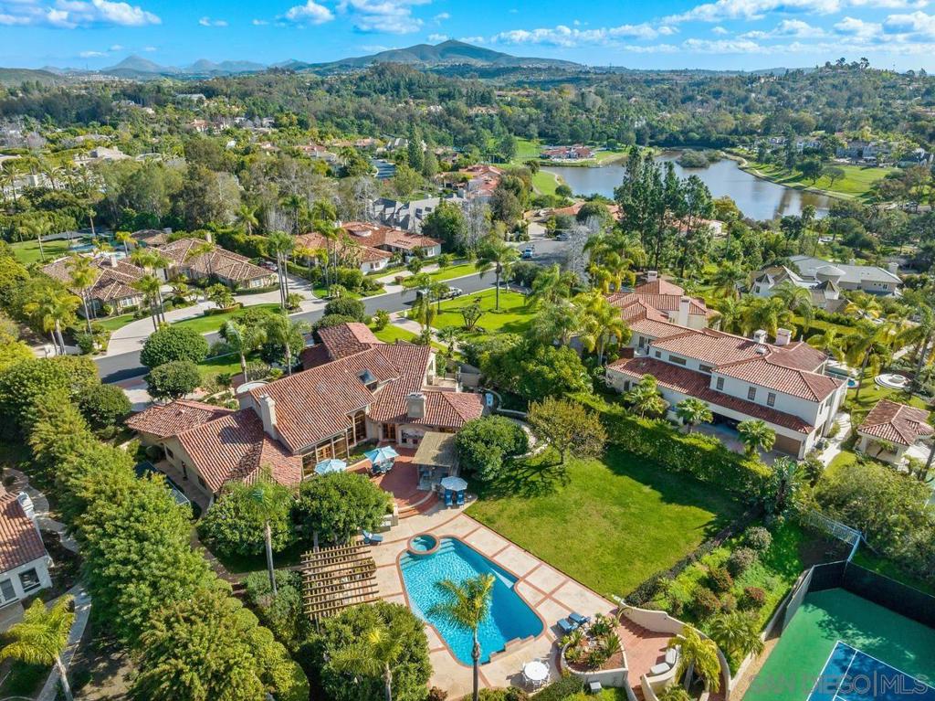6437 Calle Del Alcazar, Rancho Santa Fe, CA 92067