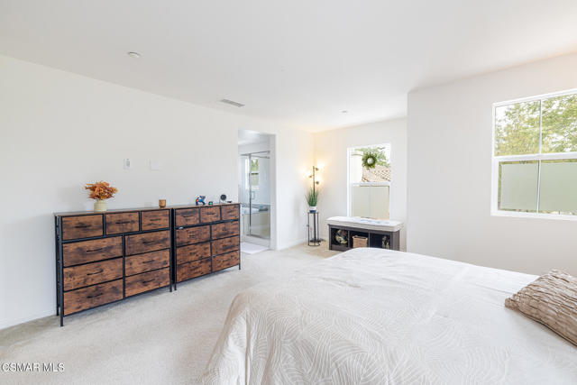 1513 Silver Shadow Drive, Newbury Park CA: https://media.crmls.org/mediaz/680cd1c3-c977-4956-9ae3-df8ca4d684c4.jpg