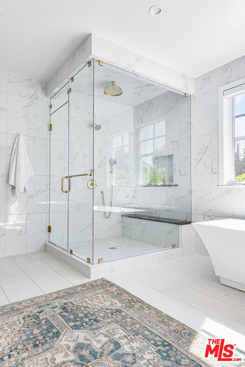4117 Dixie Canyon Avenue, Sherman Oaks CA: https://media.crmls.org/mediaz/680cef26-eda8-4980-8dd3-5e8f92c5be74.jpg
