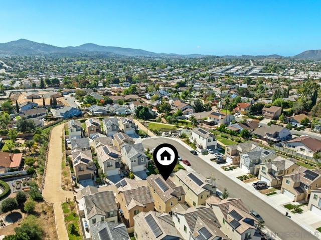 1938 Julie Dawn Pl, Escondido CA: https://media.crmls.org/mediaz/680e7e2c-7c65-47b8-b688-613cdd4e1ffe.jpg