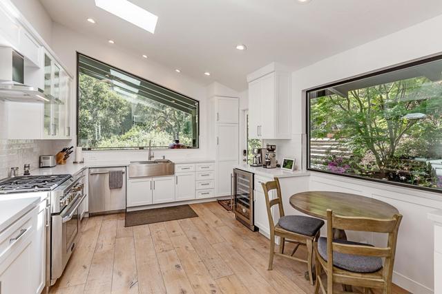 300 Cervantes Road, Portola Valley CA: https://media.crmls.org/mediaz/680e9eb9-f4d9-40f6-a022-045620aa11f4.jpg