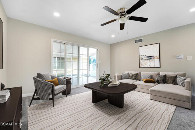 2391 Heather Street, Simi Valley CA: https://media.crmls.org/mediaz/680f1445-39e9-4492-b773-cd9287b1f3be.jpg