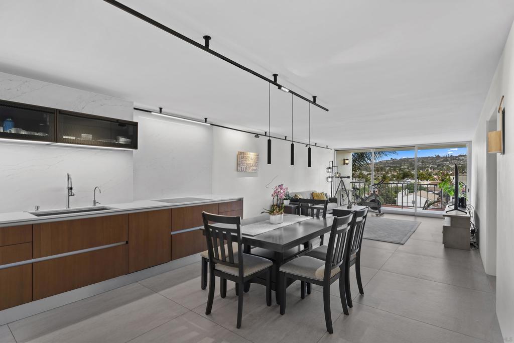 4944 Cass St - photo 2