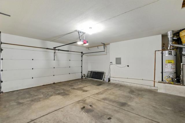 2188 Yorkshire Way, Mountain View CA: https://media.crmls.org/mediaz/68129996-f943-4f4c-8998-488eefe69907.jpg