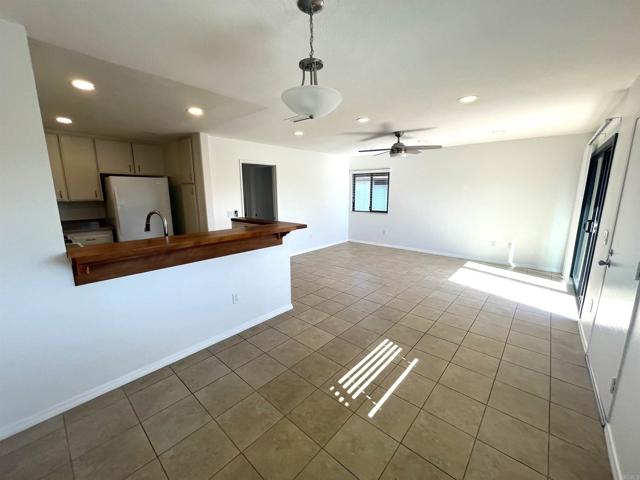 Image 7 of 44 For 2556 Ocean Cove Dr.
