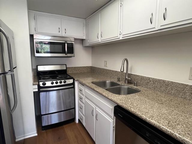 7555 Linda Vista, San Diego CA: https://media.crmls.org/mediaz/68134f07-1b97-49bc-9841-9f67698fa8ff.jpg