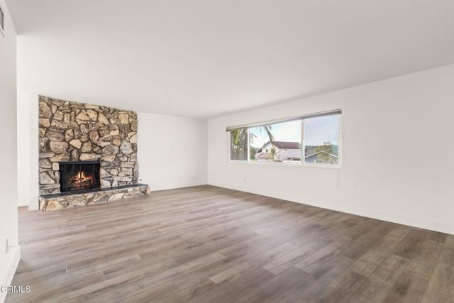 Detail Gallery Image 12 of 56 For 1020 via Cielito, Ventura,  CA 93003 - 4 Beds | 3 Baths