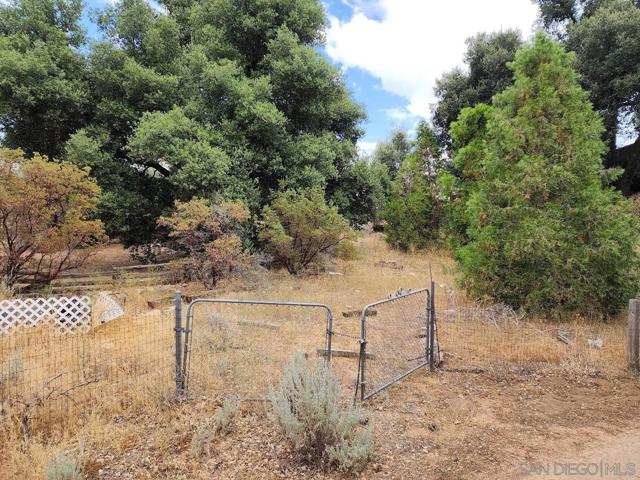 Image 33 of 48 For 8035 Foothill Blvd