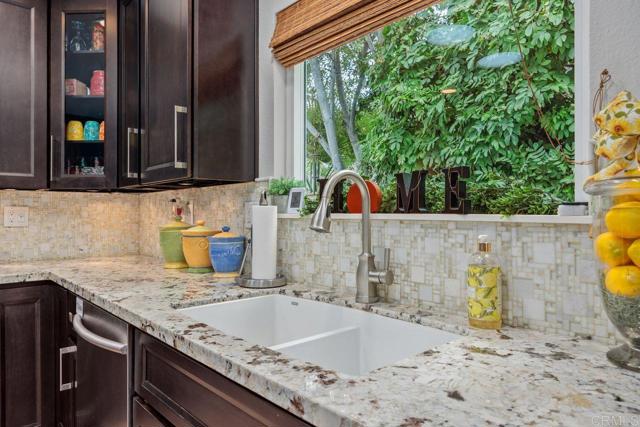 Detail Gallery Image 13 of 42 For 4439 Salisbury Dr, Carlsbad,  CA 92010 - 4 Beds | 2 Baths