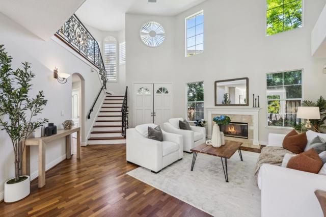 910 Governors Bay Drive, Redwood City CA: https://media.crmls.org/mediaz/6814efed-d457-4cd6-9da9-356456c27bd4.jpg