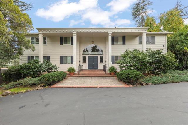 600 Pennsylvania Avenue, Los Gatos CA: https://media.crmls.org/mediaz/6814f2b5-7152-4370-8272-74eb867ca8c0.jpg