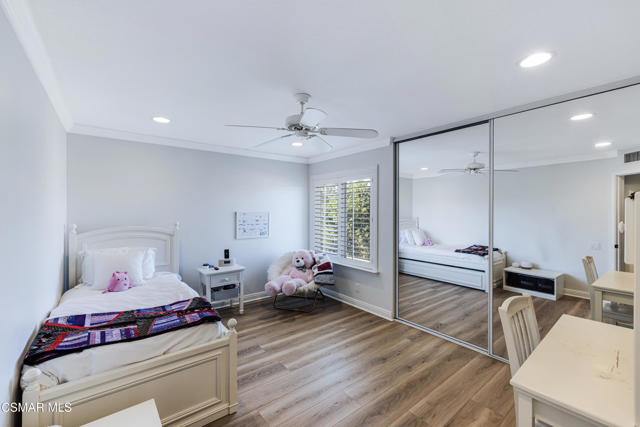12147 Alder Grove Street, Moorpark CA: https://media.crmls.org/mediaz/68155a96-9251-4ff5-a422-7b5ae70a3279.jpg