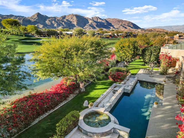 203 Kiva Drive, Palm Desert CA: https://media.crmls.org/mediaz/6815e050-000f-485e-8491-c7bac58b3a82.jpg