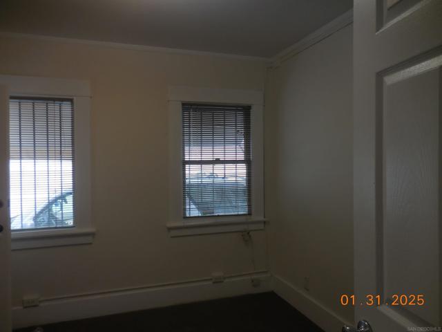 Image 10 of 20 For 711 Robinson Avenue