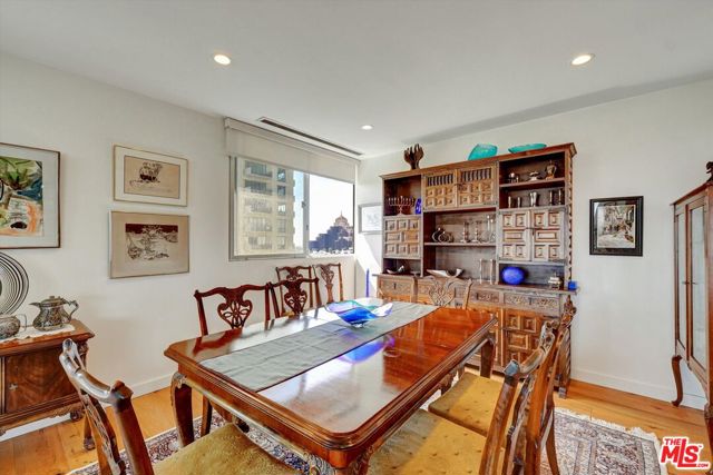2160 Century Park East, Los Angeles CA: https://media.crmls.org/mediaz/6816f5c3-769c-485c-a5ba-5751694b6322.jpg
