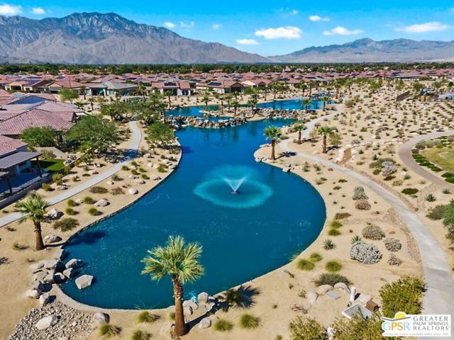 61 Zinfandel, Rancho Mirage CA: https://media.crmls.org/mediaz/6816fa8c-5e06-45f6-974b-b2035d19a4ff.jpg