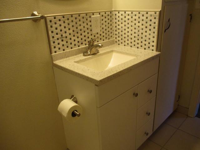 8495 Murray Avenue, Gilroy CA: https://media.crmls.org/mediaz/6816fc99-28f4-4783-8cd8-84c5222190ba.jpg
