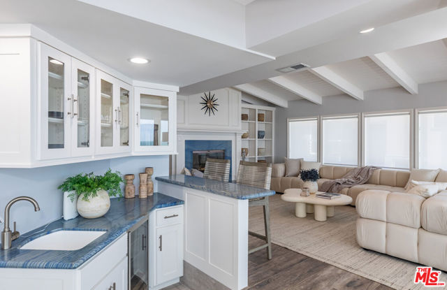 1448 Nathan Lane, Ventura CA: https://media.crmls.org/mediaz/68175fb9-3d19-4ccd-9553-2445c7edc366.jpg