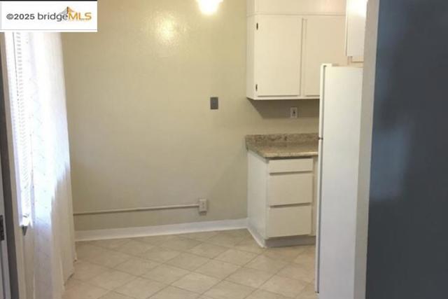 1298 63rd St, Emeryville CA: https://media.crmls.org/mediaz/6817fcc8-de16-43d0-a860-2a5b3abce850.jpg