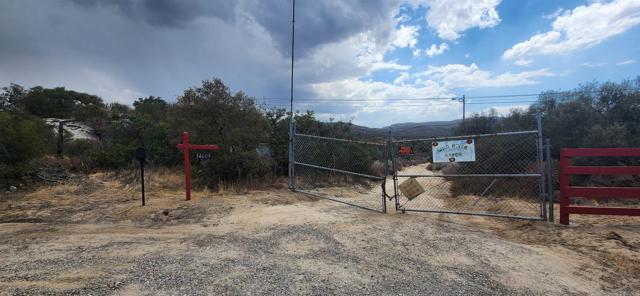Detail Gallery Image 2 of 29 For 34609 Highway 94, Campo,  CA 91906 - 3 Beds | 1 Baths