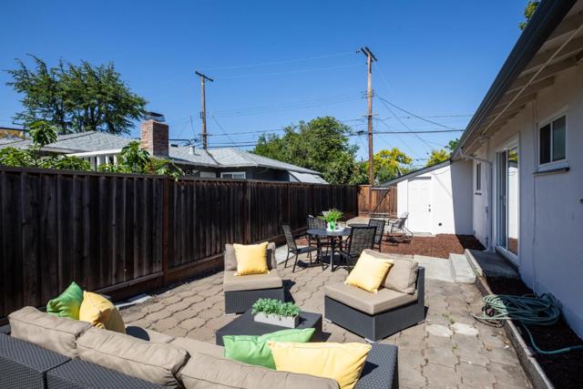 2923 Cabrillo Avenue, Santa Clara CA: https://media.crmls.org/mediaz/681a1935-2276-4e35-842f-f4f9ce0416d5.jpg