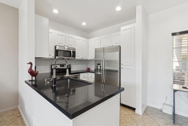 2220 Camino De La Reina, San Diego CA: https://media.crmls.org/mediaz/681a7415-4b87-4bf4-8c33-61eca90d3bd8.jpg