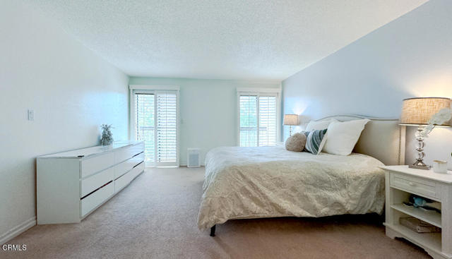 Detail Gallery Image 18 of 20 For 1745 Holly Dr #301,  Glendale,  CA 91206 - 3 Beds | 2 Baths