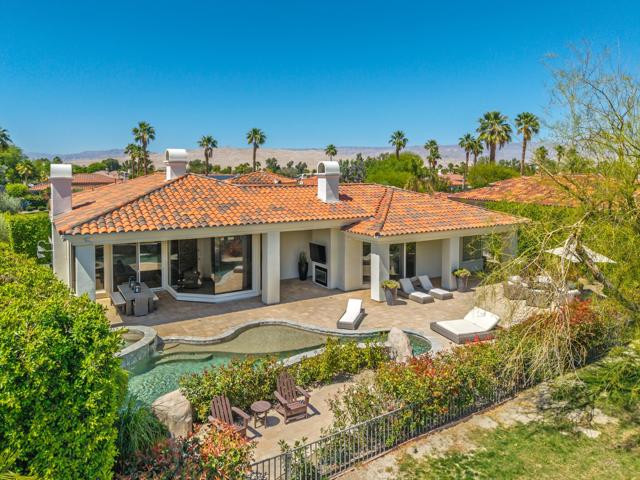 306 Loch Lomond Road, Rancho Mirage CA: https://media.crmls.org/mediaz/681cb6ac-9838-48b3-9522-d18e8c0e7752.jpg