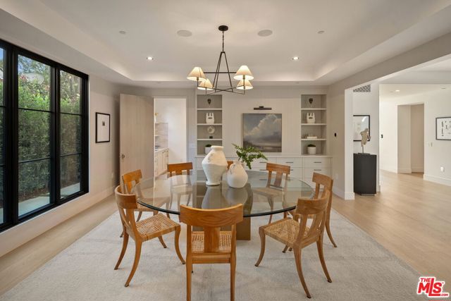 10444 Charing Cross Road, Los Angeles CA: https://media.crmls.org/mediaz/681cd95b-934b-4295-a2c4-c4e0bad005d7.jpg