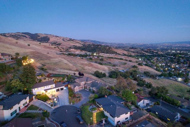 950 Macduff Court, San Jose CA: https://media.crmls.org/mediaz/681dc439-2bbe-4b25-9f17-b3fe6520465b.jpg