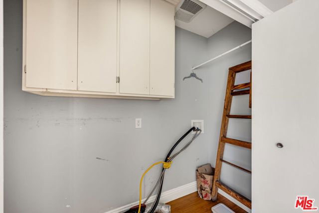 15217 Hartsook Street photo 31