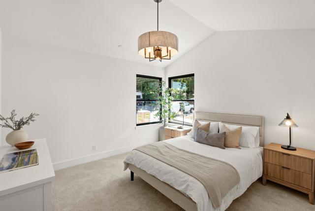 310 W 39th Avenue, San Mateo CA: https://media.crmls.org/mediaz/681ee881-9199-40bf-a0e6-c6ffa682bee8.jpg