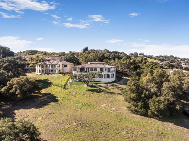 8772 Foxglove Court, Gilroy CA: https://media.crmls.org/mediaz/681effb8-d5c3-4373-a054-5bc6ea23267c.jpg