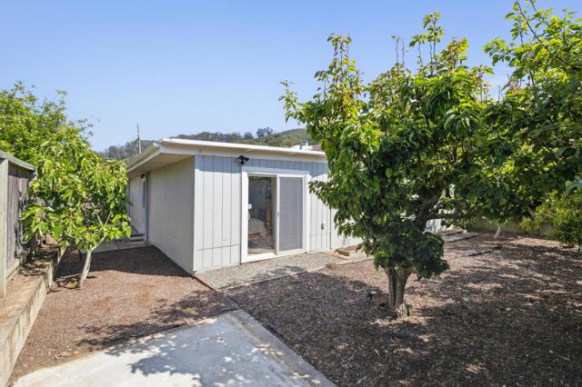 1304 Alicante Drive, Pacifica CA: https://media.crmls.org/mediaz/681f20aa-472e-4922-98f5-560f0db0f22c.jpg