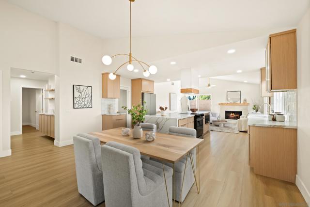 9120 Oviedo, San Diego CA: https://media.crmls.org/mediaz/681f5ccd-9b10-4846-8e38-903365cfb2d7.jpg