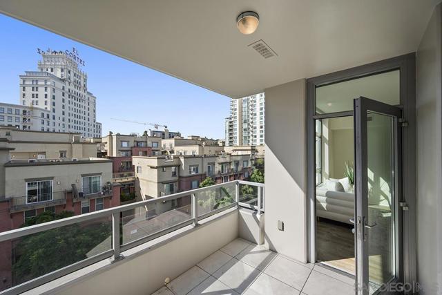 1441 9th Avenue, San Diego CA: https://media.crmls.org/mediaz/681f870c-a535-4293-9c98-5560bb45531c.jpg