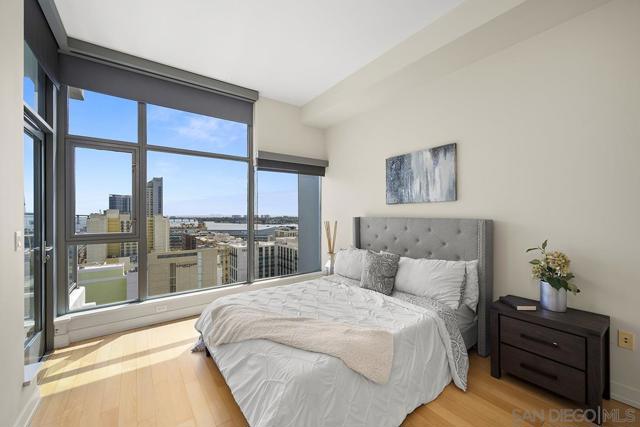 575 6th Avenue, San Diego CA: https://media.crmls.org/mediaz/68210126-75db-4cdd-9b9d-a93e31353688.jpg