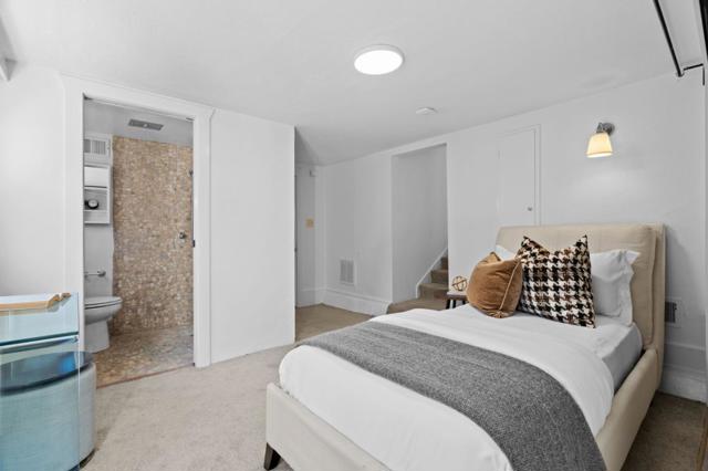 1200 El Centro Avenue, Oakland CA: https://media.crmls.org/mediaz/6822cf30-bbb1-4d1b-b42e-0afc69884337.jpg