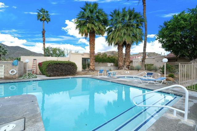 70100 Mirage Cove Drive, Rancho Mirage CA: https://media.crmls.org/mediaz/6822e00c-326b-4fab-96d5-fb7bf812fb3f.jpg