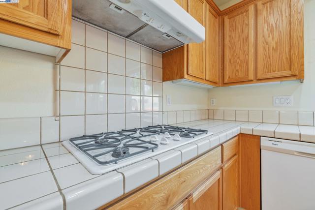5675 Arcadia Cir, Discovery Bay CA: https://media.crmls.org/mediaz/68232998-1a8d-4946-8d1e-bb7d97d0e051.jpg