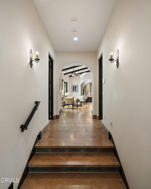 Detail Gallery Image 16 of 72 For 5065 Indianola Way, La Canada Flintridge,  CA 91011 - 5 Beds | 5/2 Baths